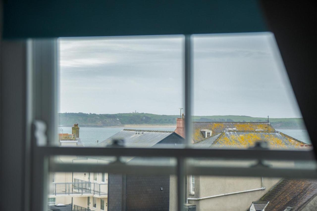 Ramsey Apartment - 2 Bedroom Apartment - Tenby Extérieur photo