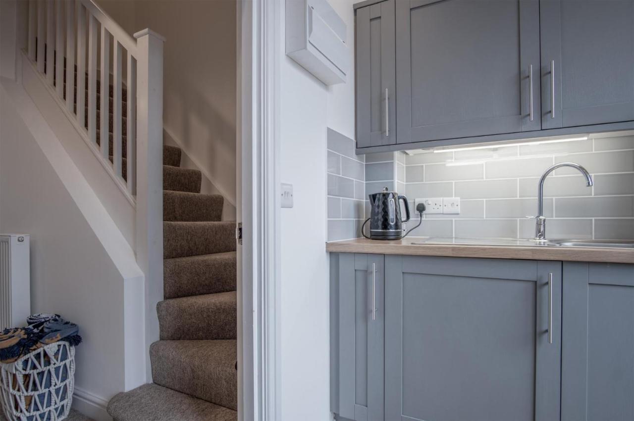 Ramsey Apartment - 2 Bedroom Apartment - Tenby Extérieur photo