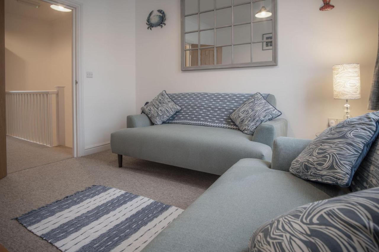 Ramsey Apartment - 2 Bedroom Apartment - Tenby Extérieur photo