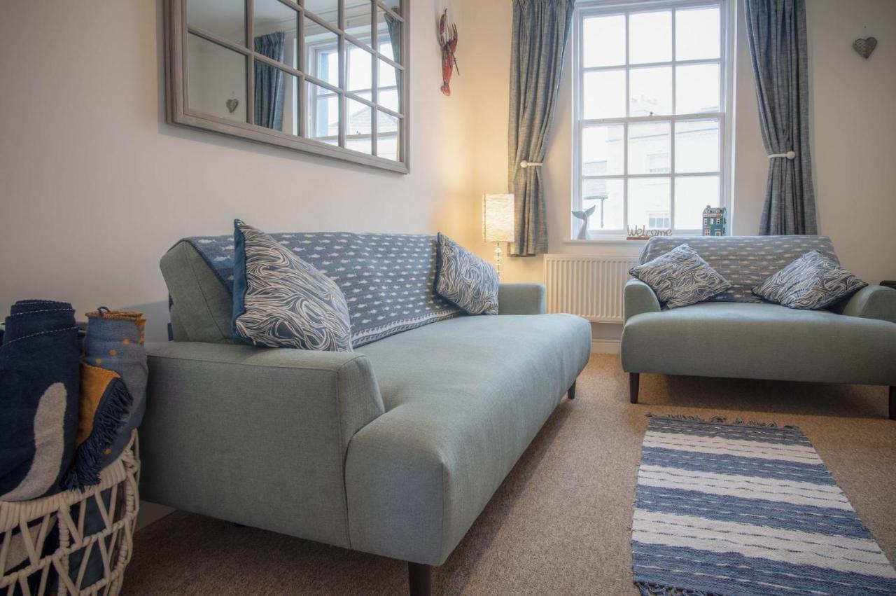 Ramsey Apartment - 2 Bedroom Apartment - Tenby Extérieur photo